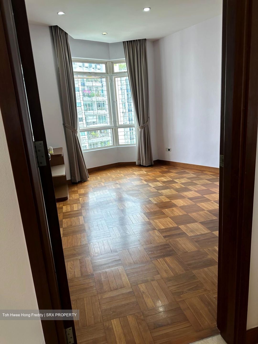 Hillington Green (D23), Condominium #584912961